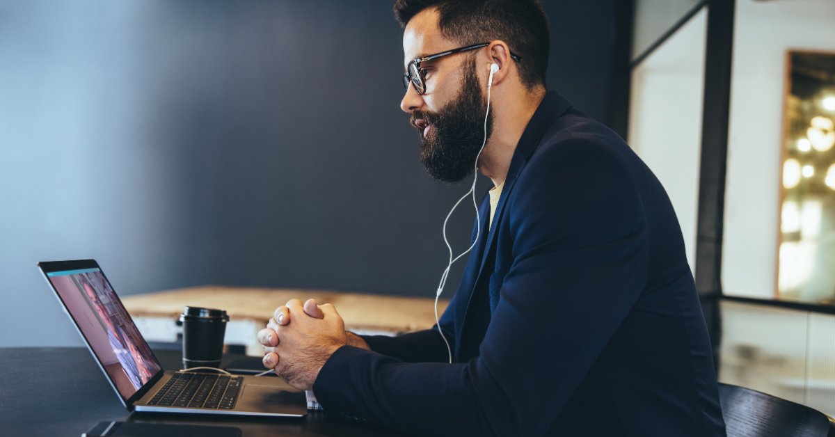 Virtual COO vs Fractional COO